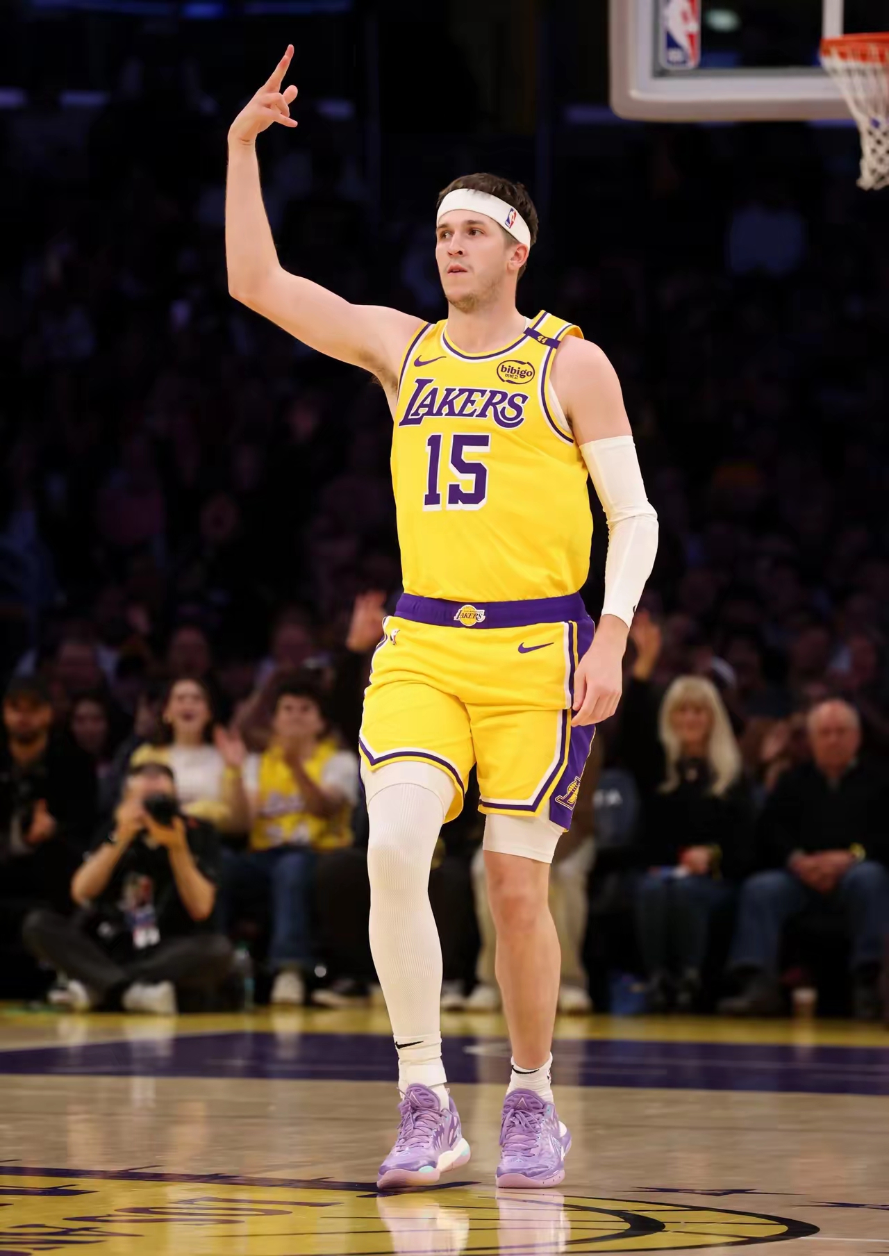 开云电竞官网-关于今夜洛杉矶湖人调整名单以备NBA季后赛，单刀错失环节打磨，质疑声仍在，高层口径保持一致的信息